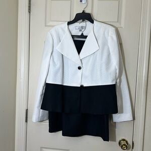 Women’s Black & White Suit Set Skirt & Jacket Size 18